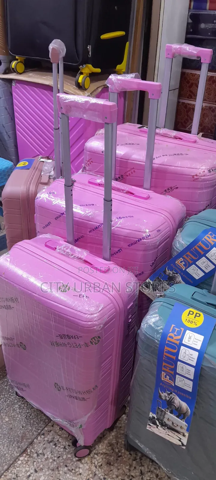 Medium Pinky Suitcase