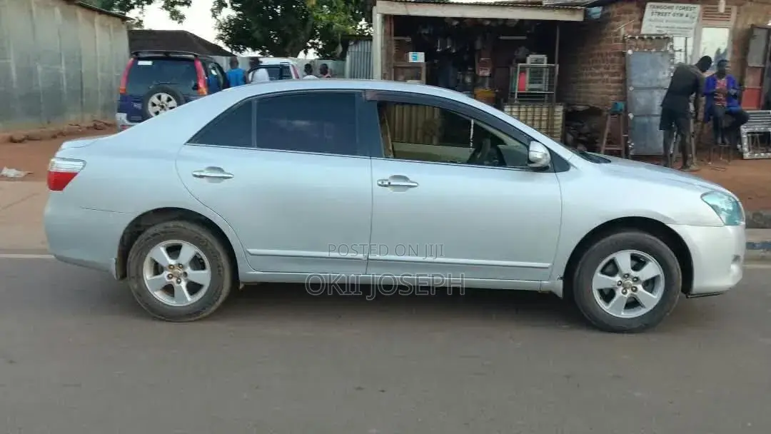 Toyota Premio 2007 Silver