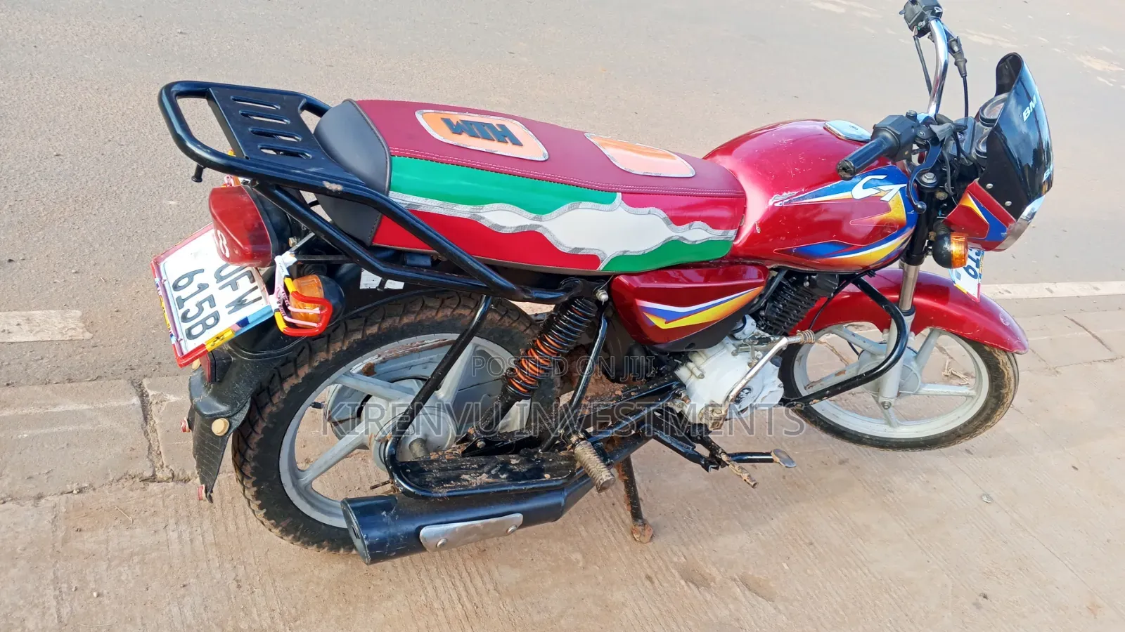 Bajaj Boxer 125 2022 Red