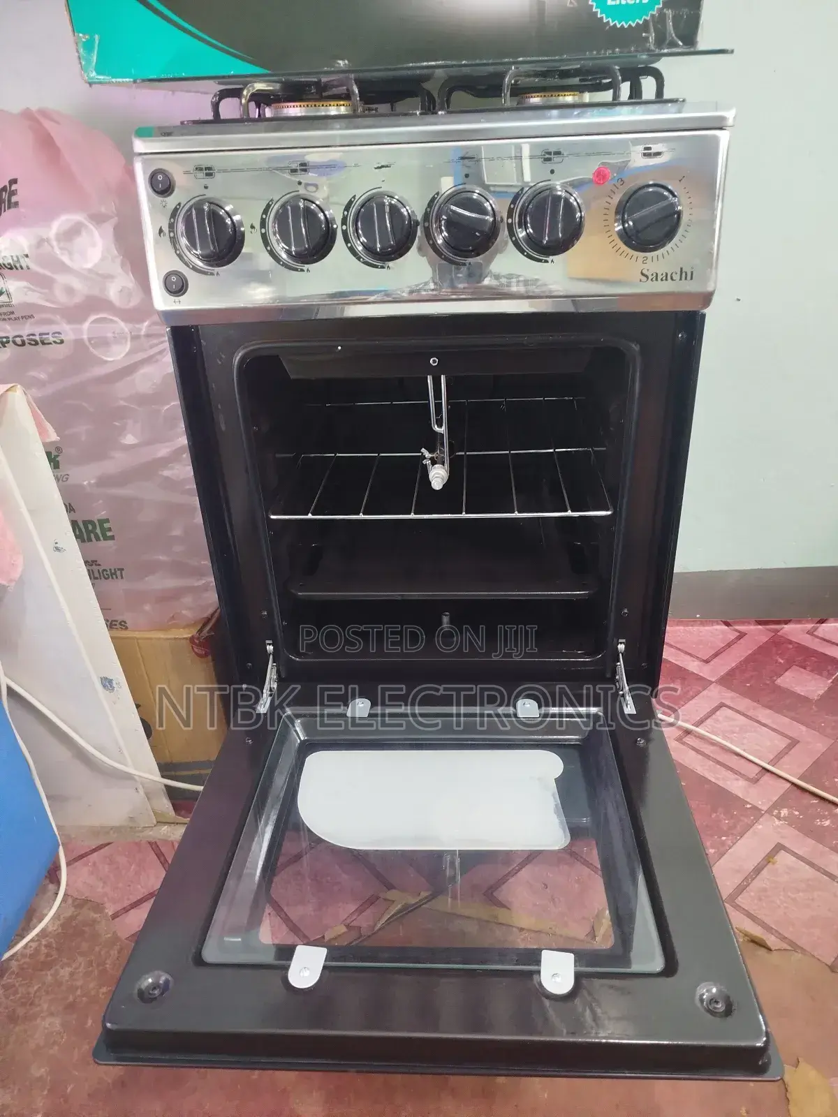 Saach Gas Cooker