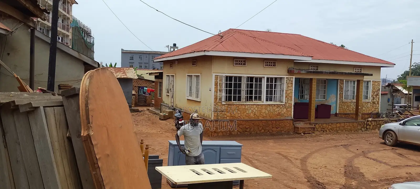 3bdrm Bungalow in The Late Senoga, Central Division for sale