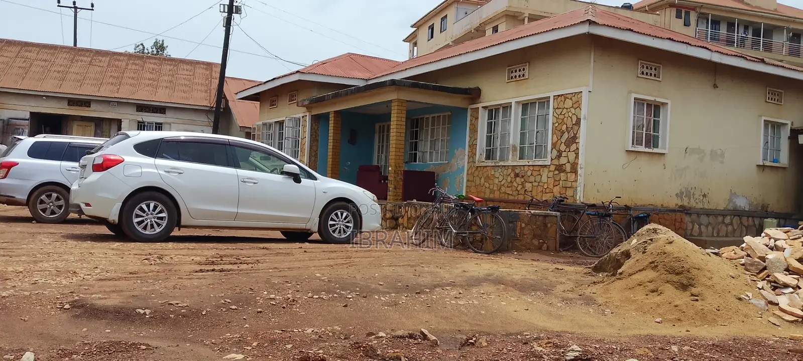 3bdrm Bungalow in The Late Senoga, Central Division for sale
