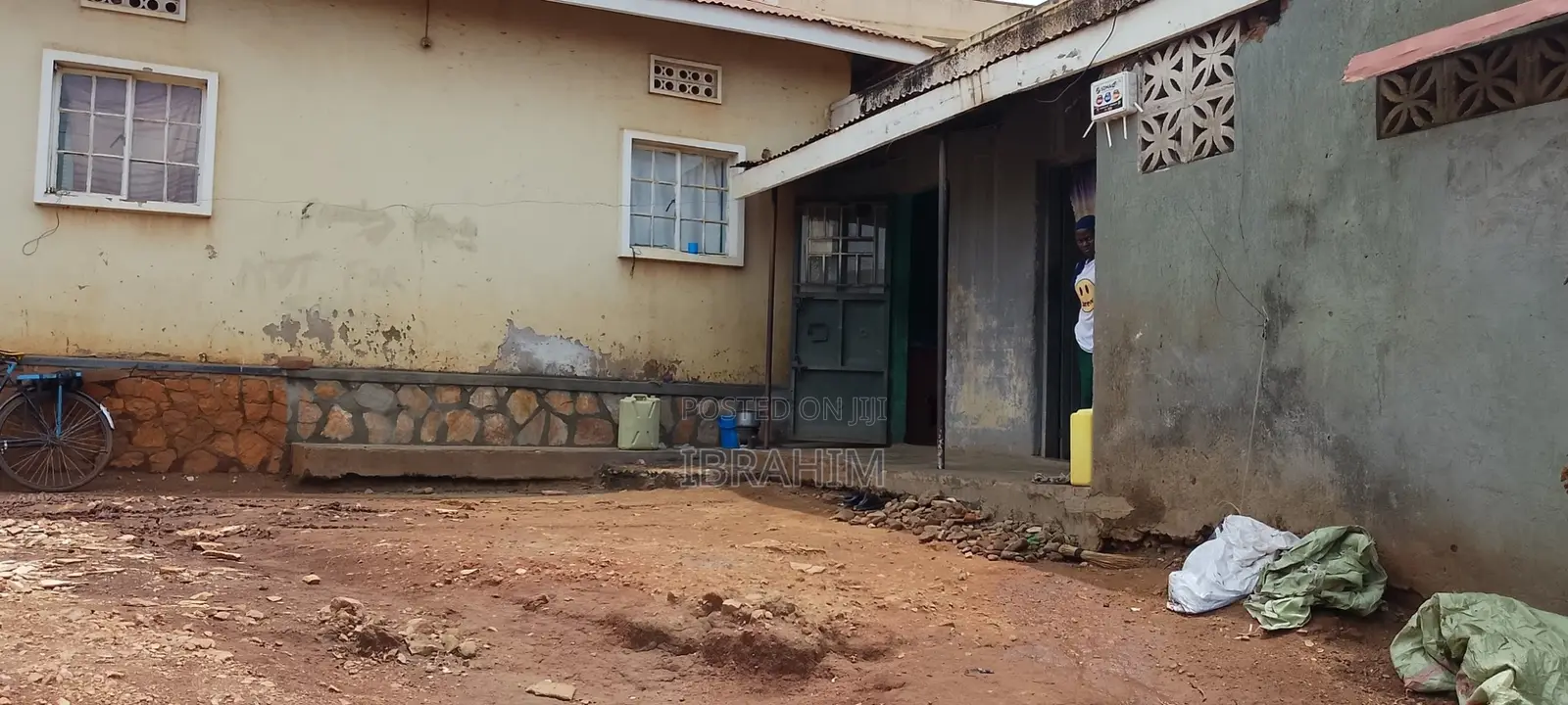 3bdrm Bungalow in The Late Senoga, Central Division for sale