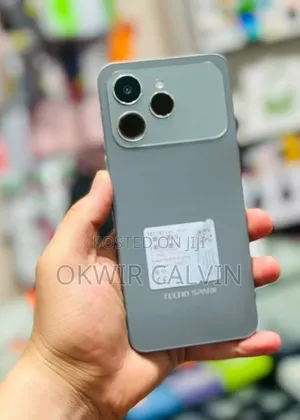 New Tecno Spark 40 256 GB Gray