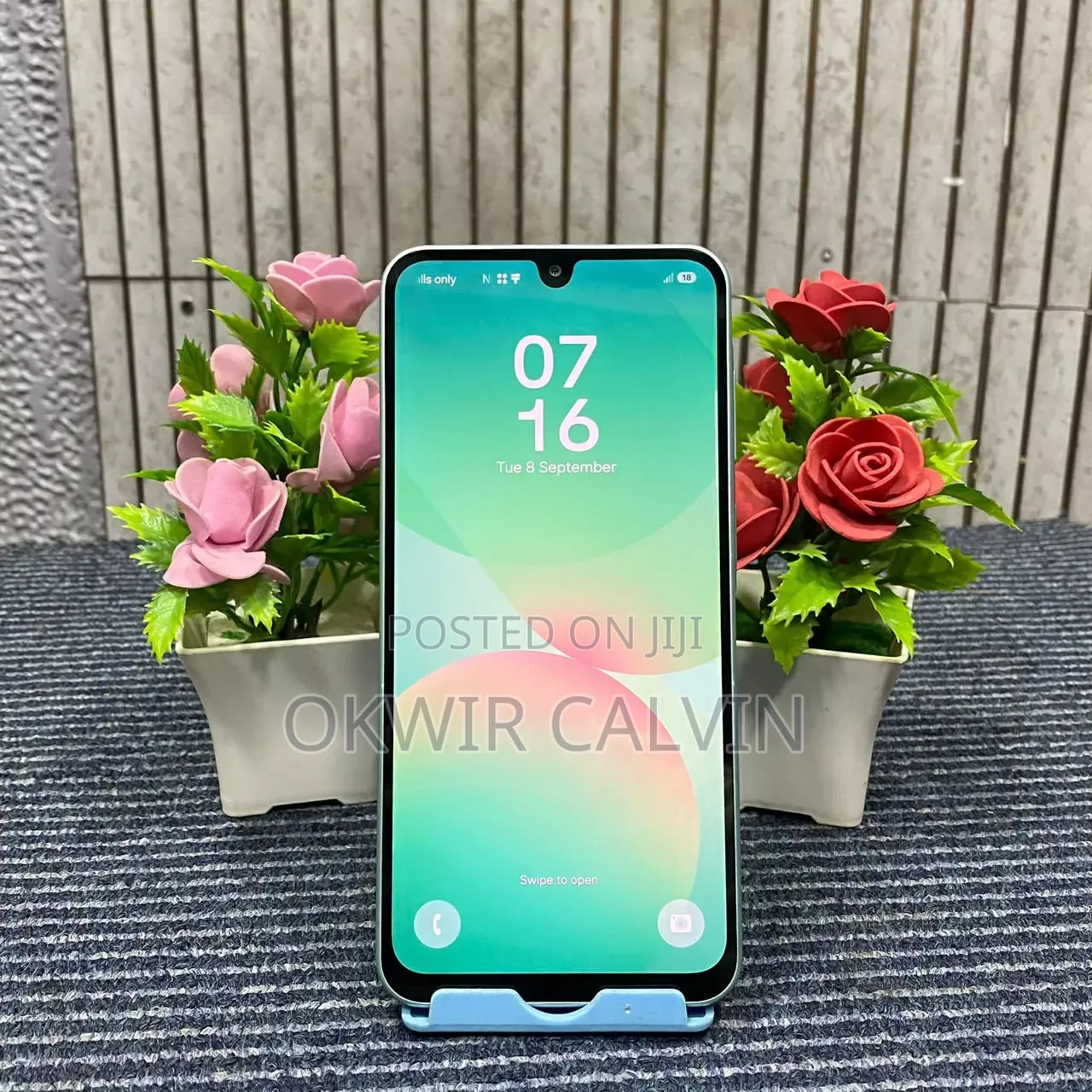 New Samsung Galaxy A56 256 GB Green