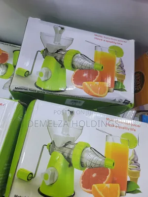 Multifunctional Manual Juicer