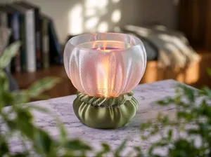 Elaris Opaline Table Lamp
Lamp