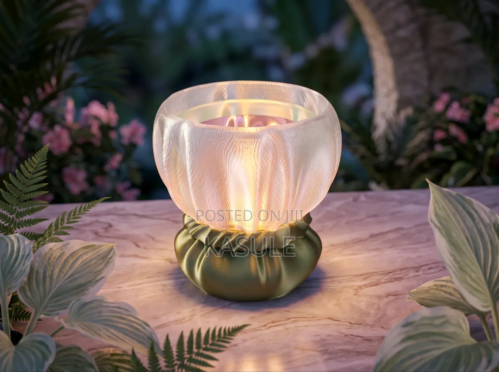 Elaris Opaline Table Lamp
Lamp