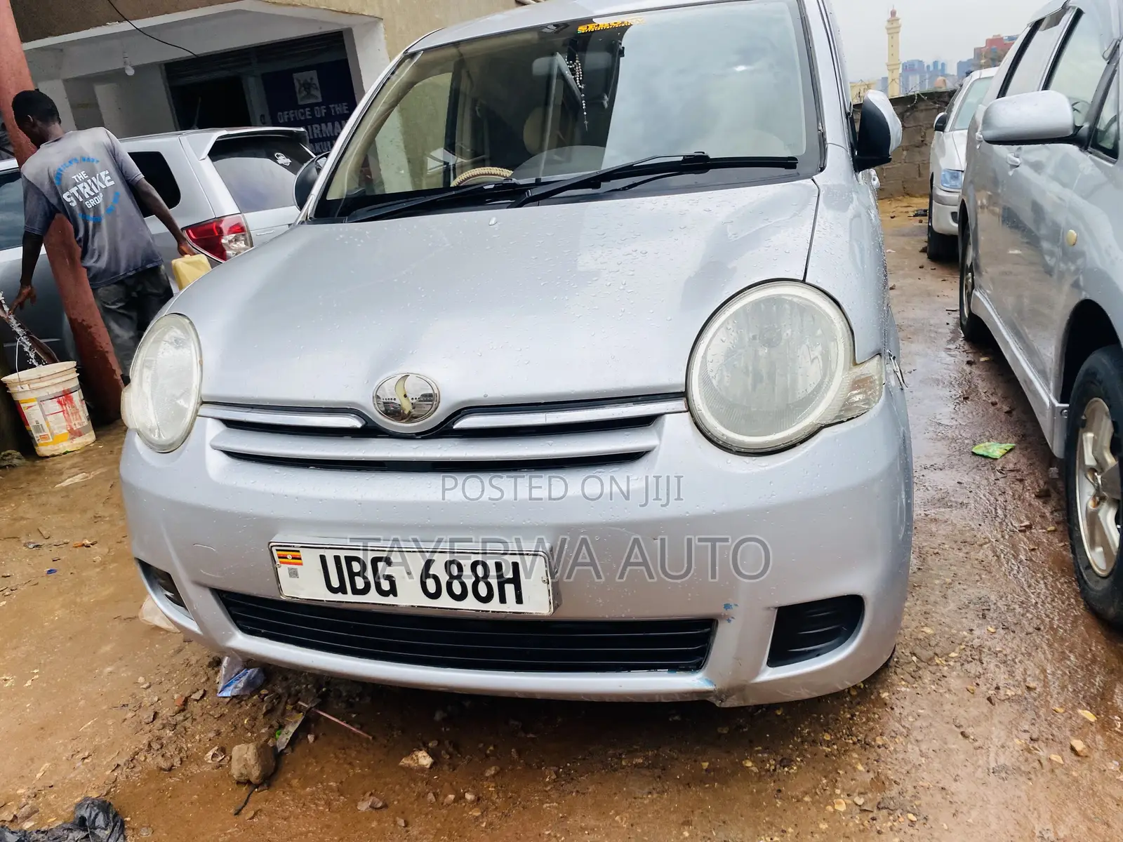 Toyota Sienta 1.5 FWD 2007 Silver