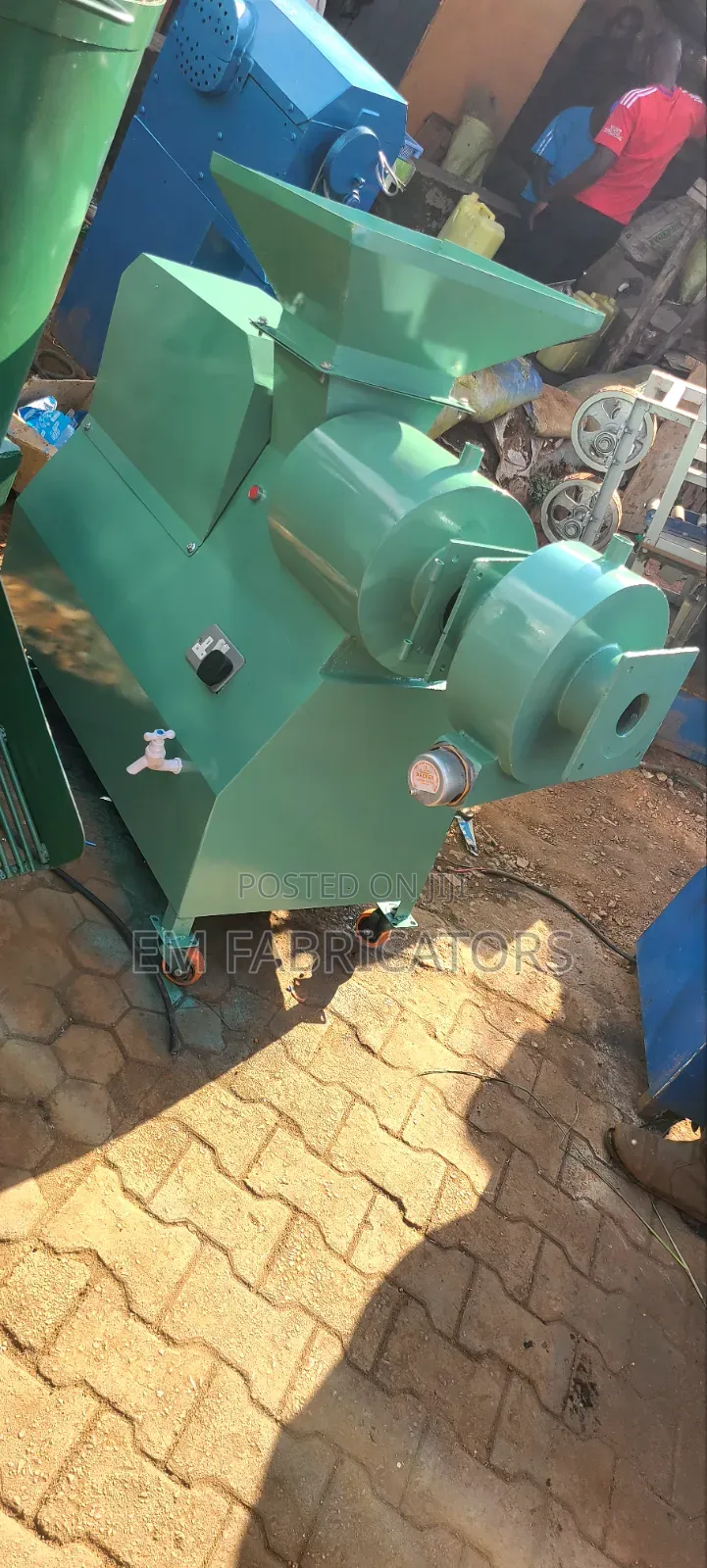 SM:AXC600. Soap Bar Machine. 600bars/Hour. Less Energy Consumption .
