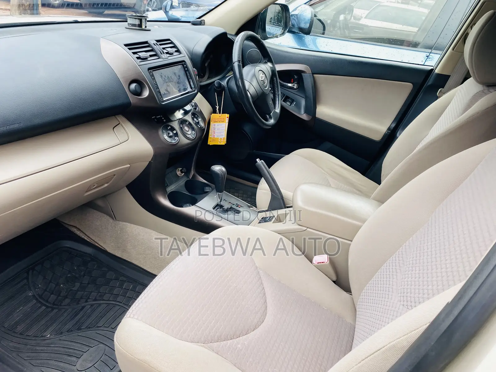 Toyota Vanguard 2011
