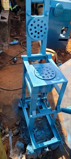 8"by6". Good Quality Charcoal Briquettes Machine. Ready to Take