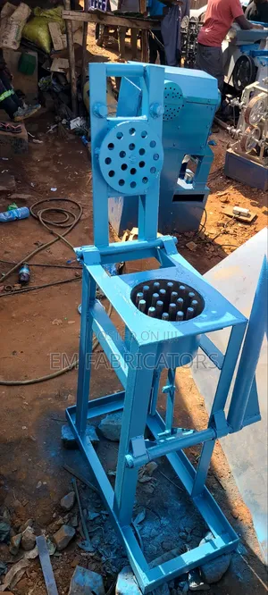 8"by6". Good Quality Charcoal Briquettes Machine. Ready to Take