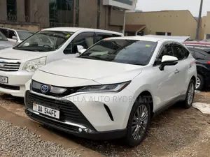 Toyota Harrier 2021 White