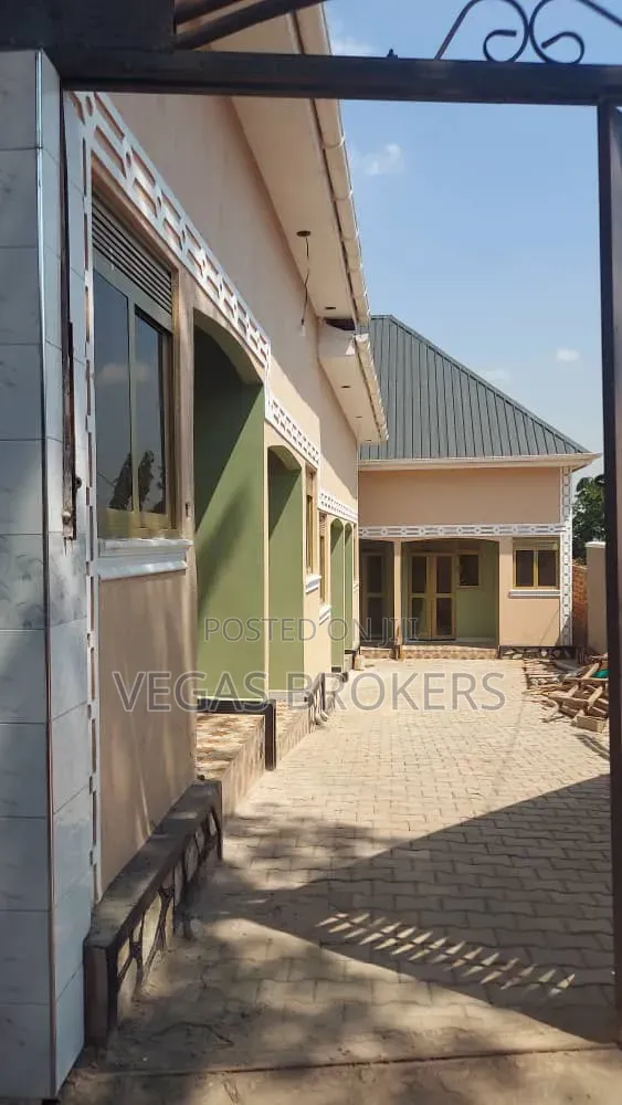 2bdrm House in Vegas Property, Nakawa for rent