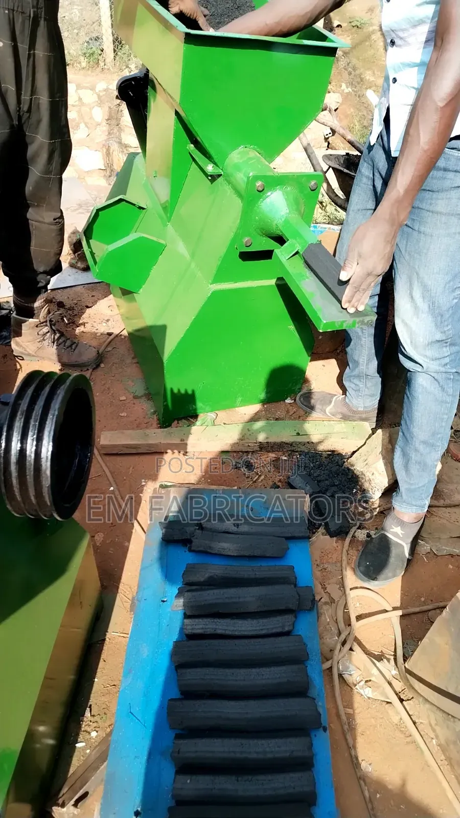 500kg/Hr. BM: AZ Briquettes Making Machine.
