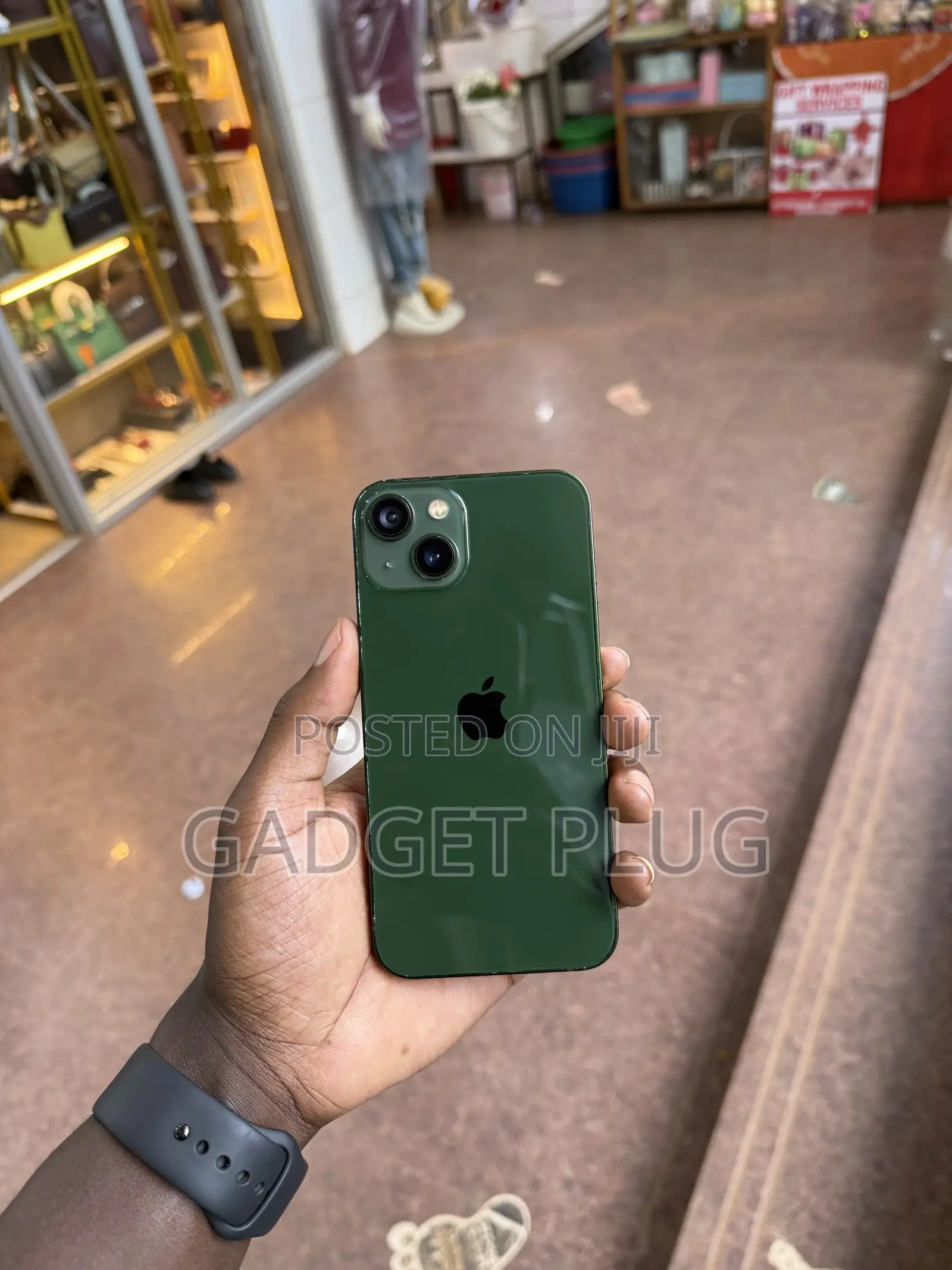 Apple iPhone 13 128 GB Green