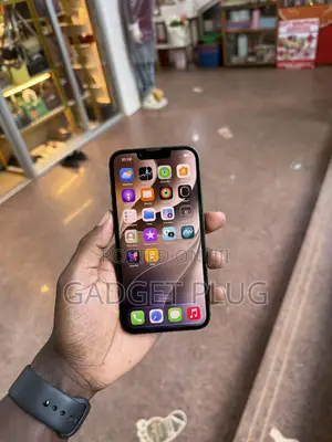 Apple iPhone 13 128 GB Green