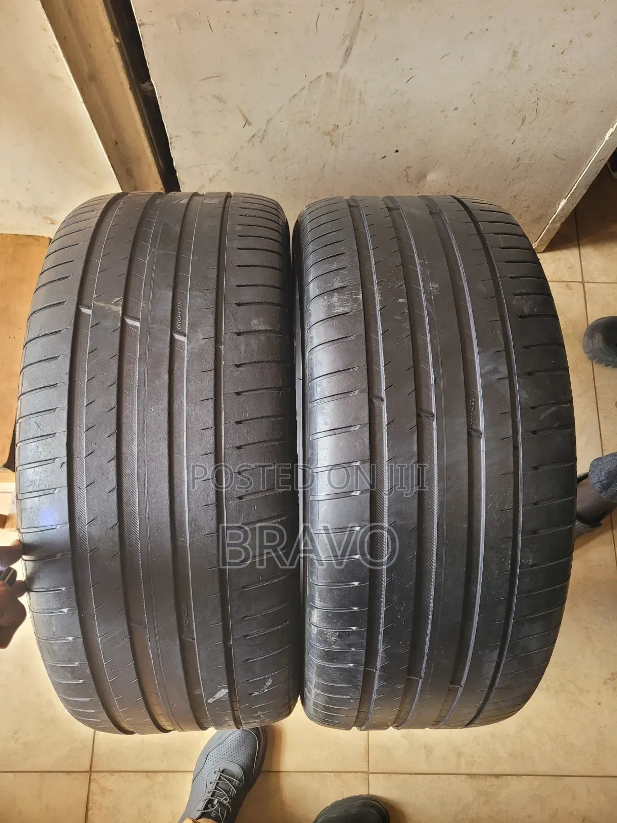 265/45r20 Michelin Tyre in Good Condition