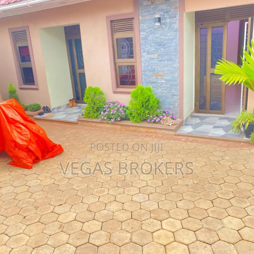 1bdrm House in Vegas Property, Rubaga for rent