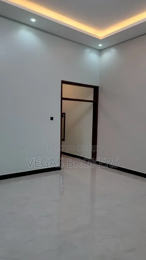 1bdrm House in Vegas Property, Rubaga for rent