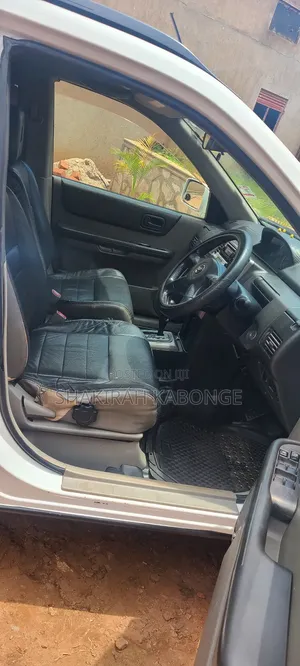 Nissan X-Trail 2005 White