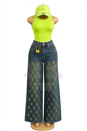 Chic Denim Set – Trendy Wide Leg Jeans With Neon Green Tank Top Cap