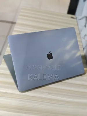 New Laptop Apple MacBook Pro 16GB Intel Core i7 SSD 512GB