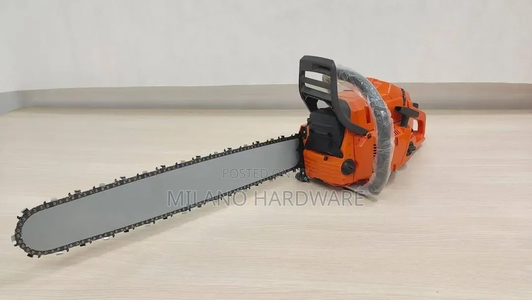 Chainsaw Machine