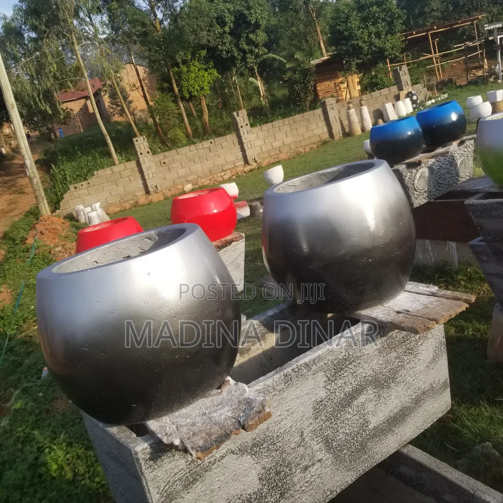 Smooth Flower Pots Both for Indoor and Outdoor on Balcony