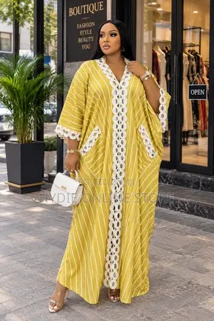 Elegant Fashion Detailed Free Dress