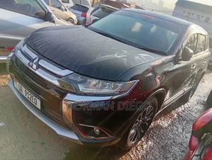 Mitsubishi Outlander 2.0 PHEV AWD 2017 Black