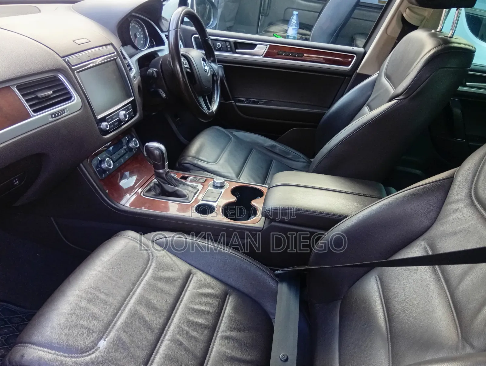 Volkswagen Touareg 2017 White
