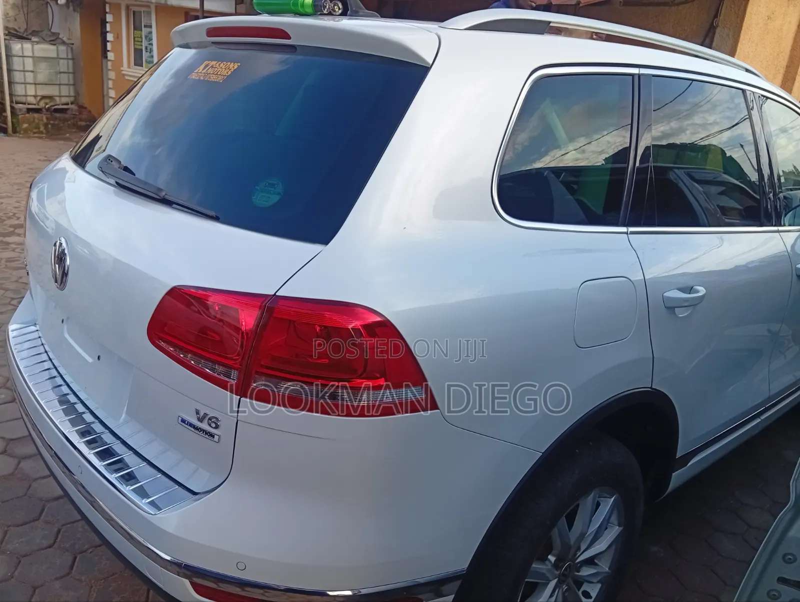 Volkswagen Touareg 2017 White