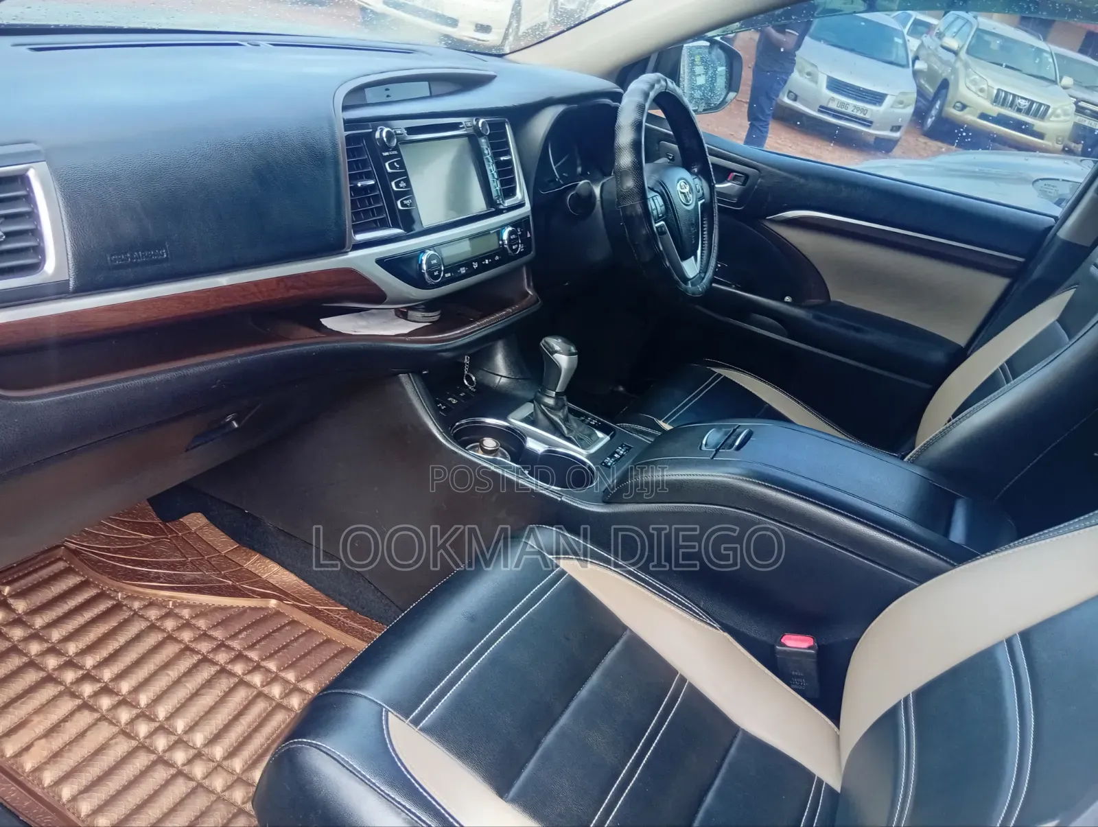 Toyota Kluger 2014 Silver