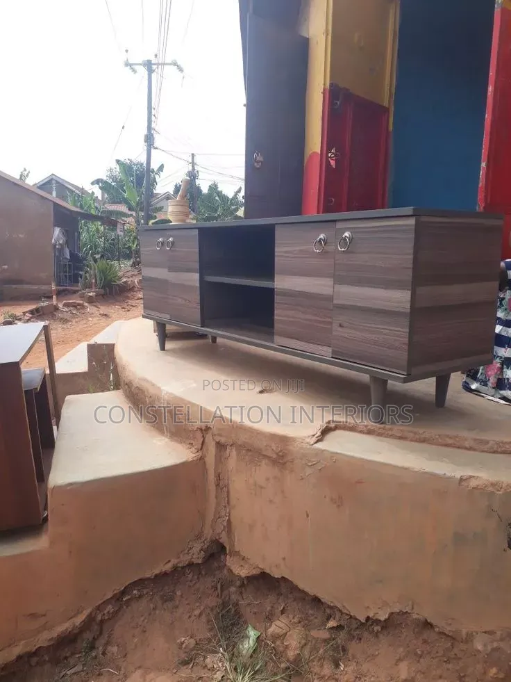 Flat TV Stand