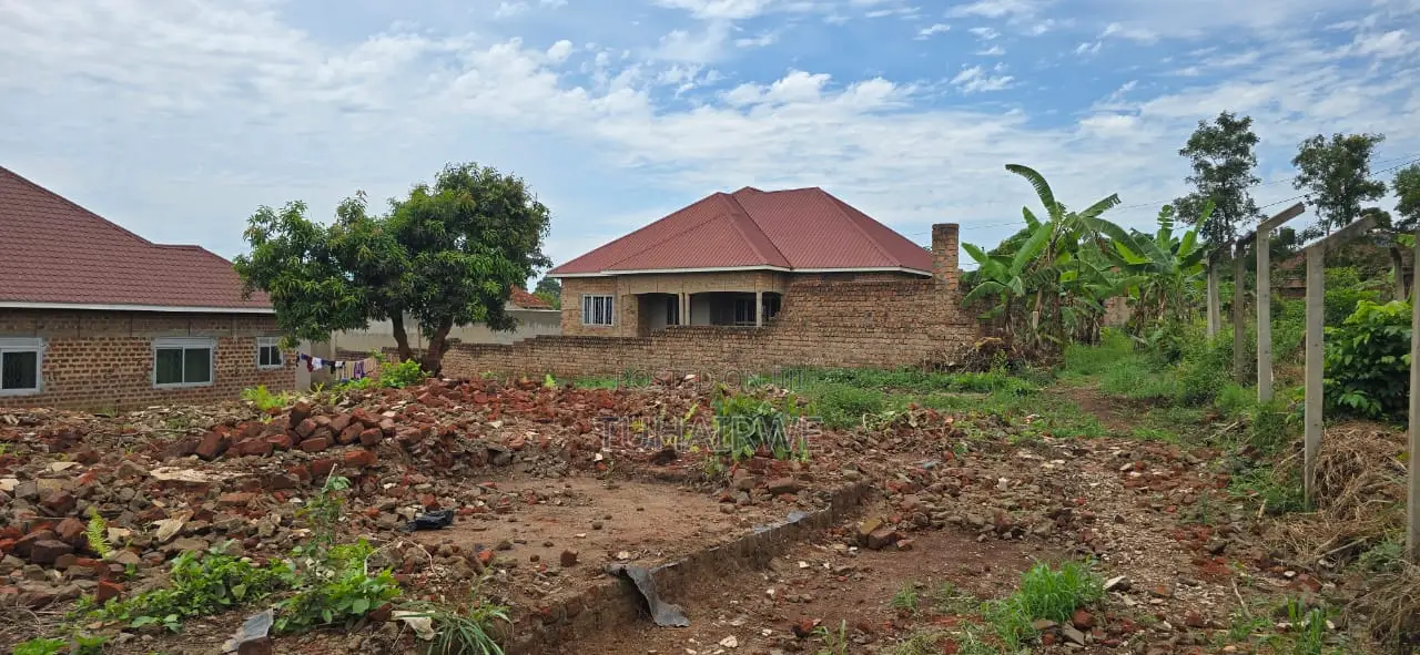 Masoli Gayaza Plot for Sale 100x100ft