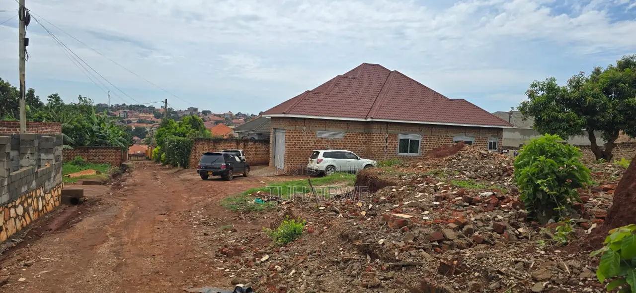 Masoli Gayaza Plot for Sale 100x100ft