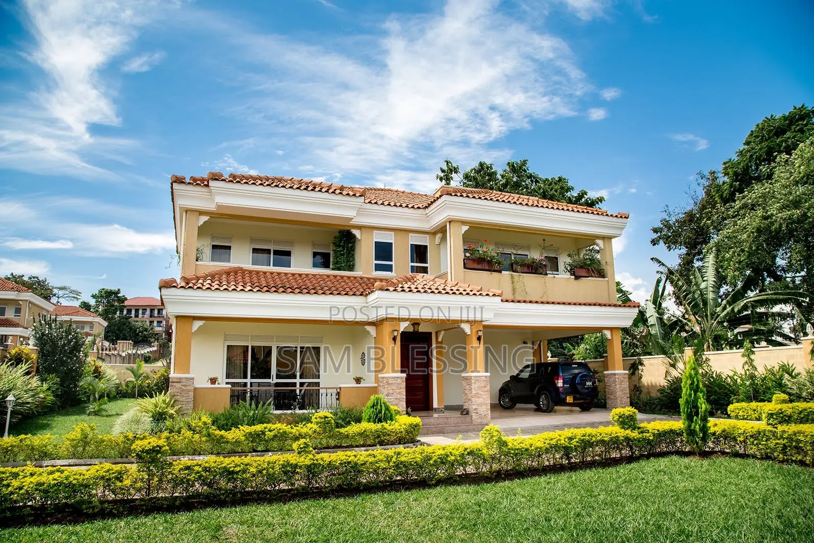 5bdrm Mansion in Munyonyo, Central Division for sale