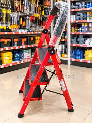Heavy-Duty 3-Step Folding Ladder – Strong Non-Slip