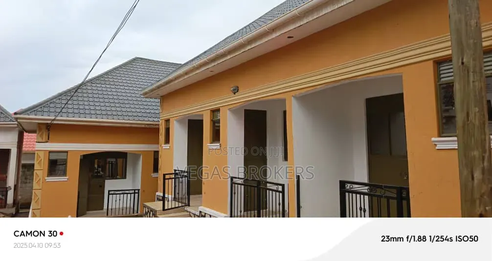 2bdrm House in Vegas, Nakawa for rent