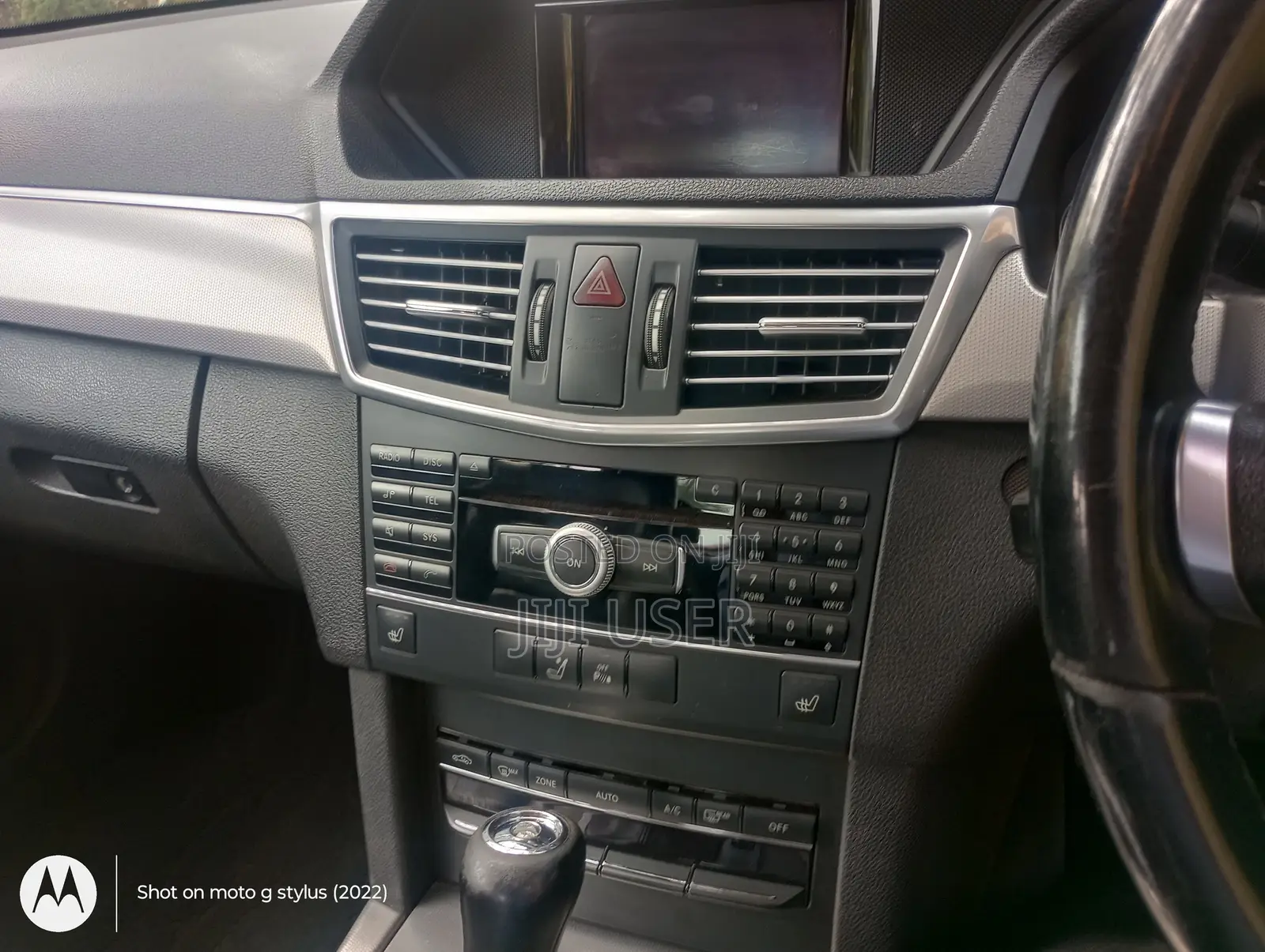 Mercedes-Benz E220 2010 Blue