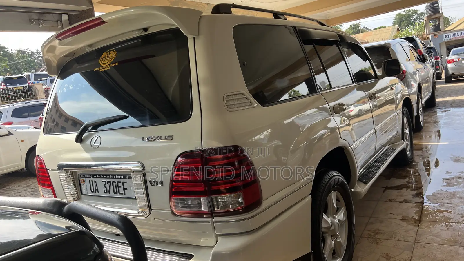 Toyota Land Cruiser Cygnus 4.7 2006 White