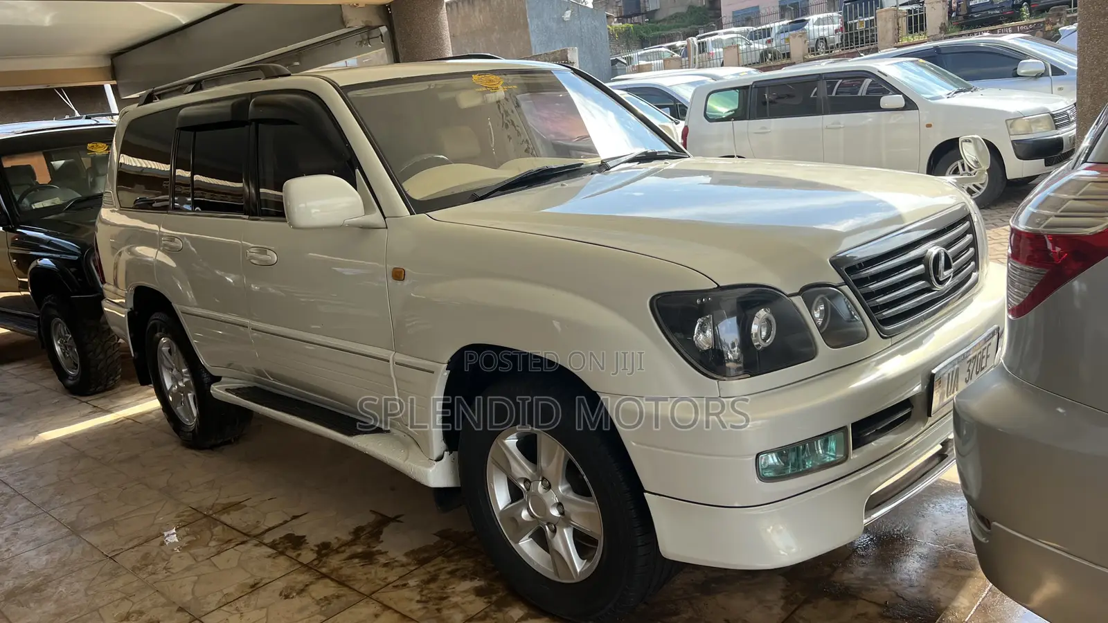 Toyota Land Cruiser Cygnus 4.7 2006 White