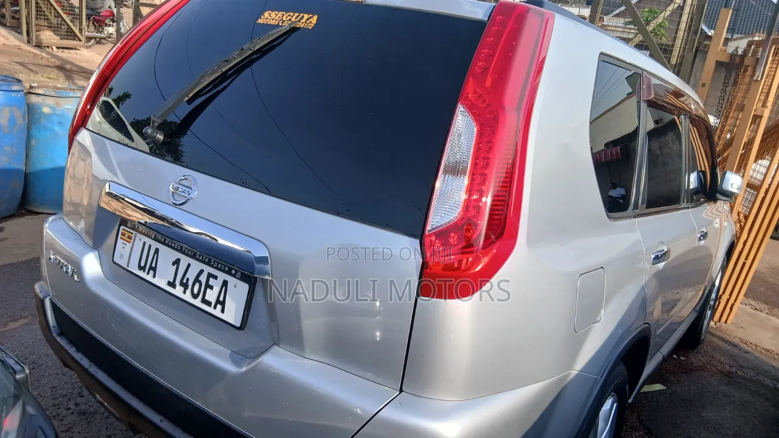 Nissan X-Trail 2.0 Petrol XE 2010 Silver
