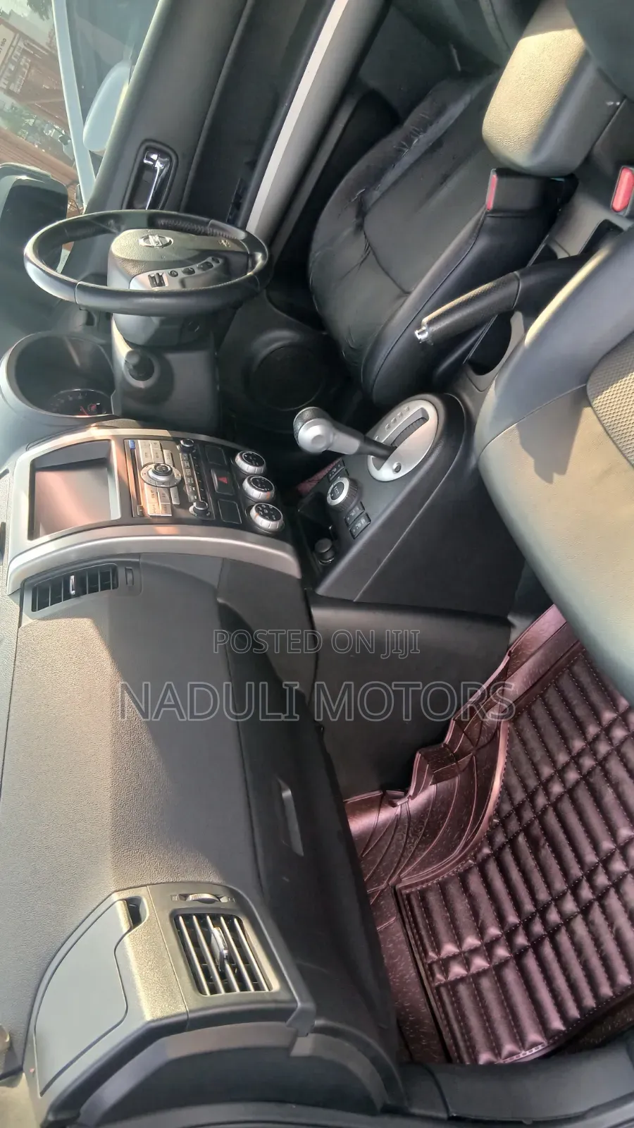 Nissan X-Trail 2.0 Petrol XE 2010 Silver