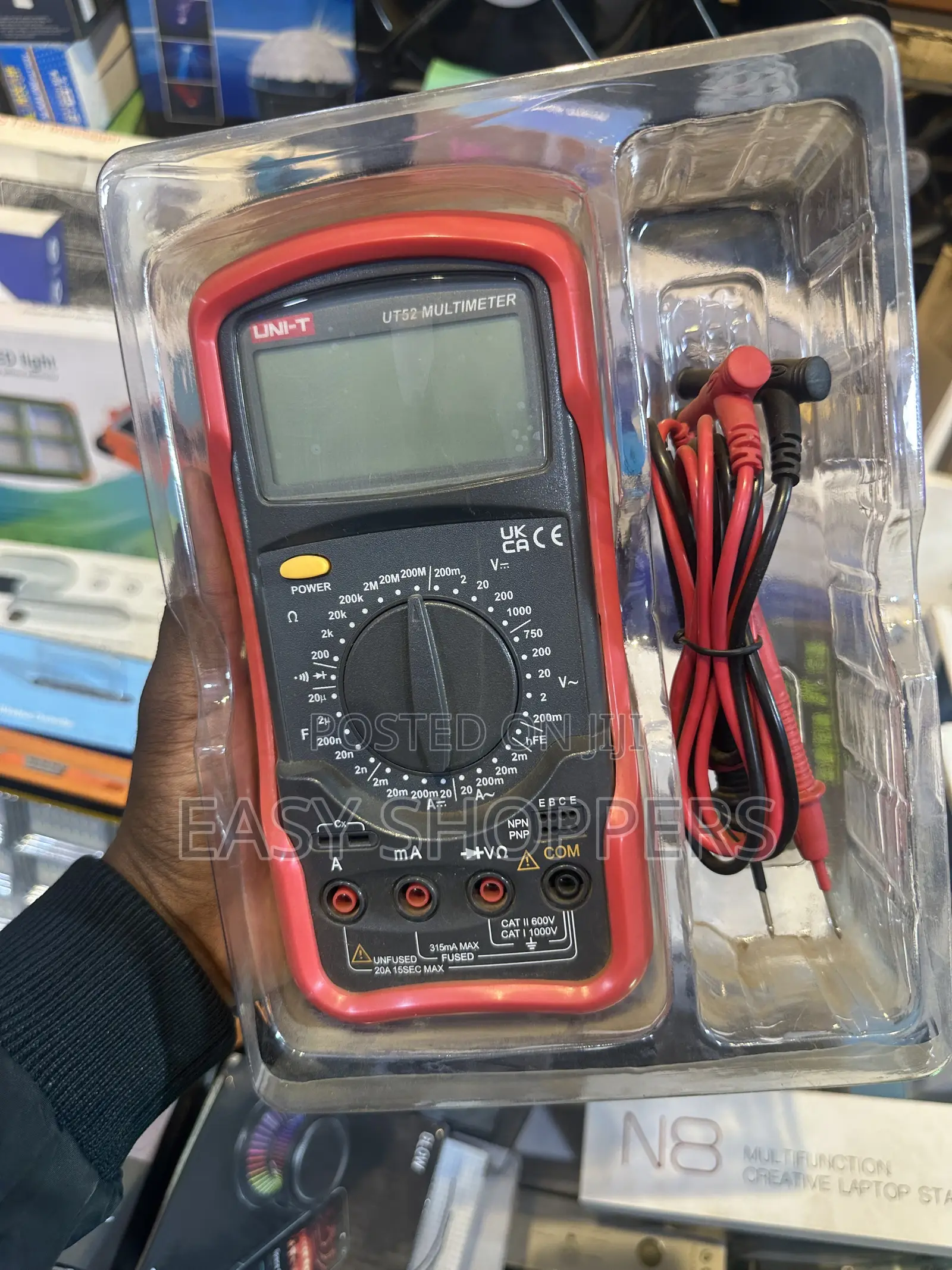 UNI-T UT52 Digital Multimeter