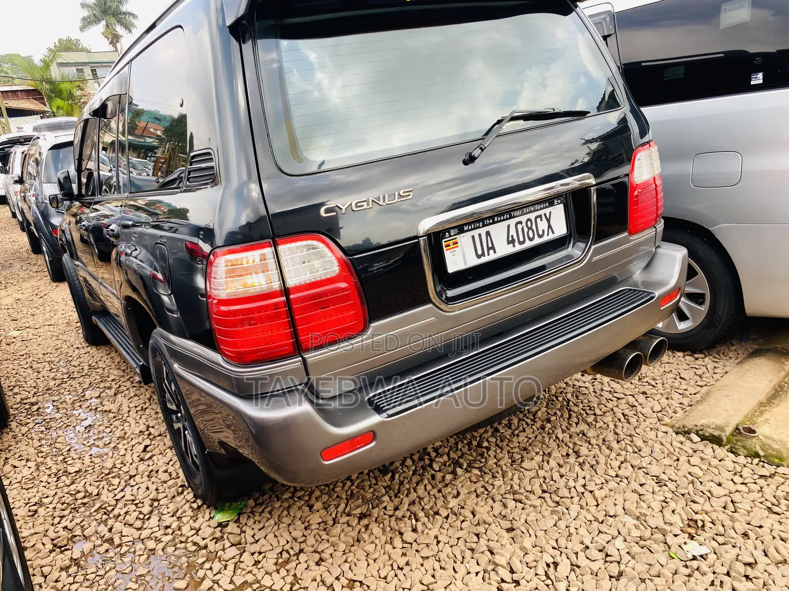 Toyota Land Cruiser Cygnus 4.7 2000