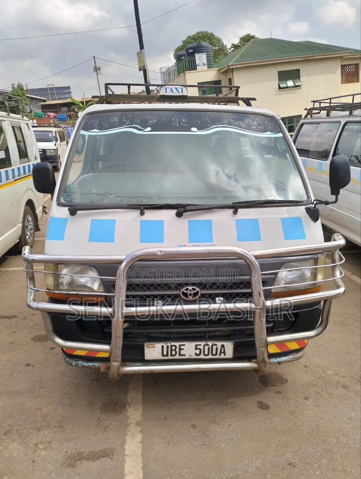 Toyota HiAce 2003 White
