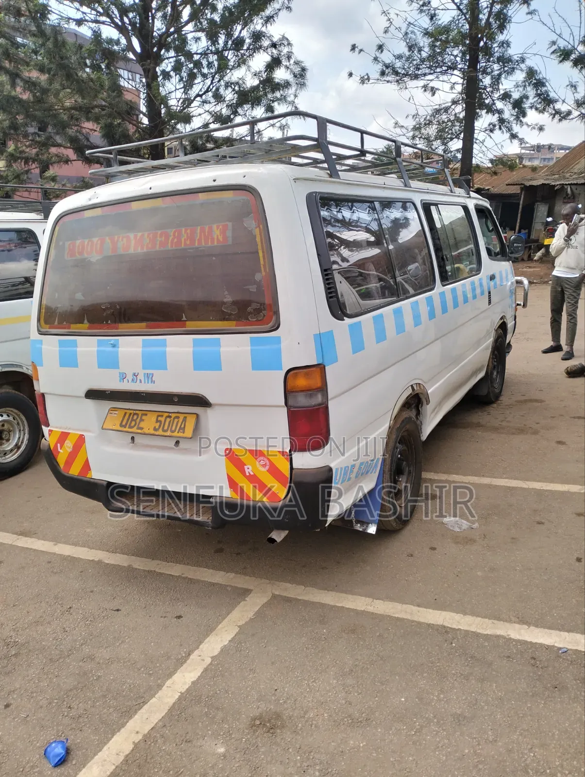 Toyota HiAce 2003 White